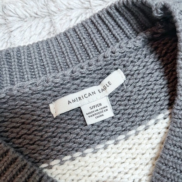 AEO Striped Sweater - Picture 3 of 3